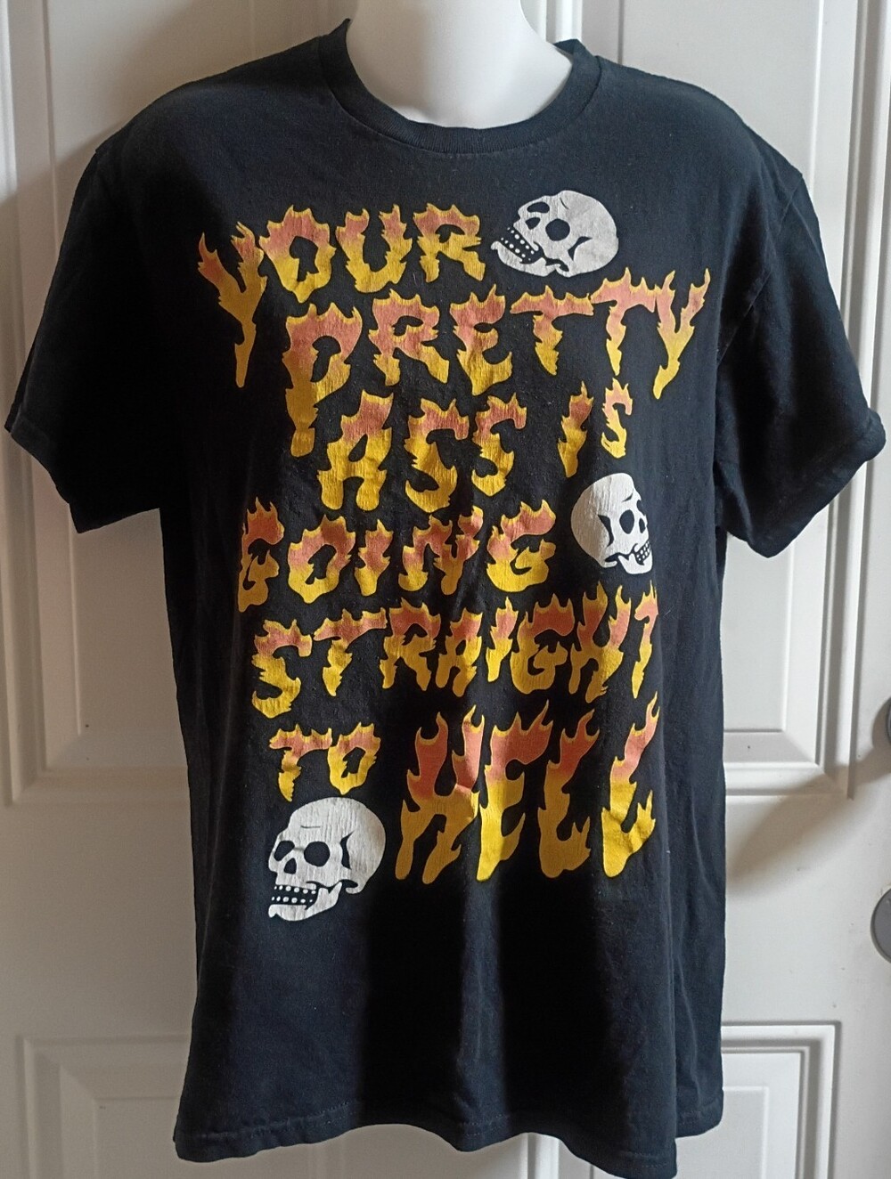 🌻 Vintage Spencer's Black Short-Sleeve Tee with Yellow & Orange Flame Graphic